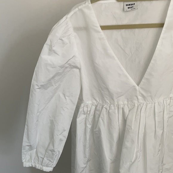 Aritzia’s Sunday Best White Jinx Dress - Picture 3 of 3